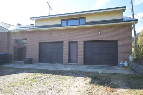 New Tecumseth, ON L0G 1W0,1973 10TH Side Road