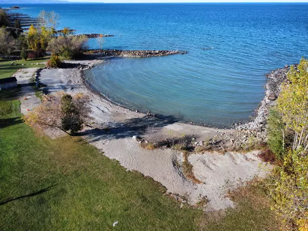 Blue Mountains, ON N0H 2P0,131 WEST RIDGE DR