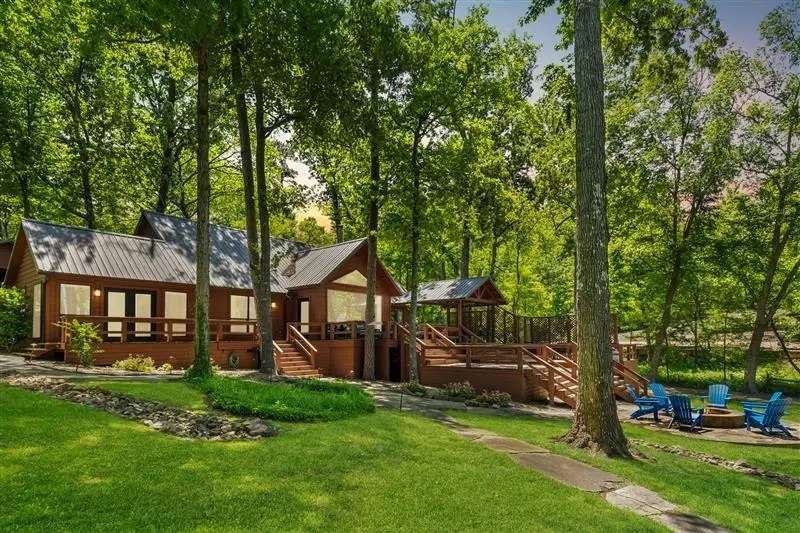 Scroggins, TX 75480,27 Leona Court