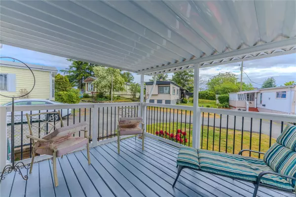 Nanaimo, BC V9R 1N1,80 5th St #32