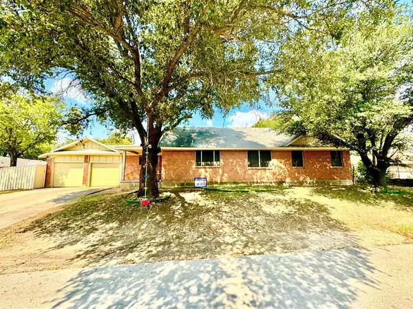 Sansom Park, TX 76114,5216 Terrace Trail