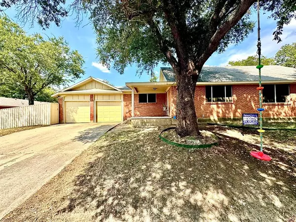 Sansom Park, TX 76114,5216 Terrace Trail