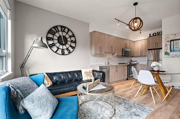 Victoria, BC V8W 1N5,595 Pandora Ave #213