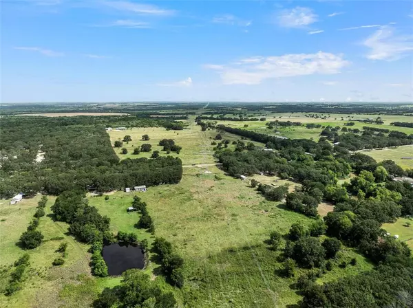 Axtell, TX 76624,221 Bays Road