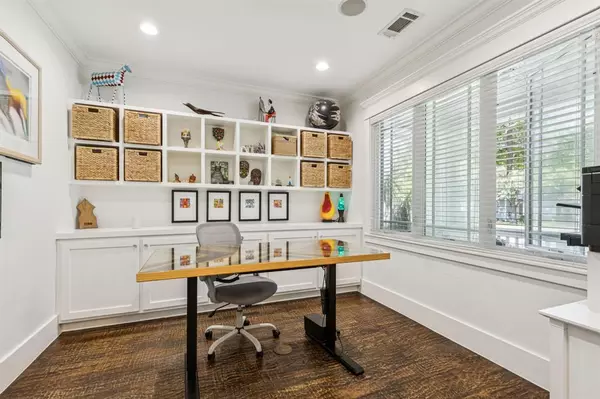 Dallas, TX 75206,5322 Miller Avenue