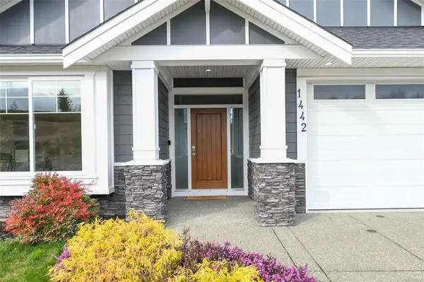 Courtenay, BC V9J 4B2,1442 Crown Isle Blvd