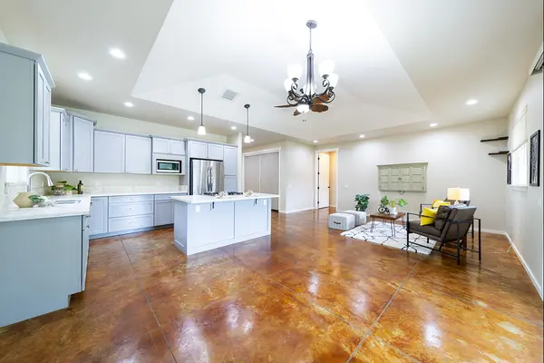 Keaau, HI 96749,15-1495 BEACH RD