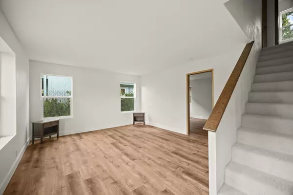 Kilauea, HI 96754,4249 MOMI ST