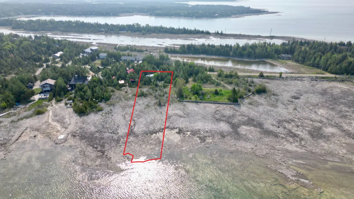 Northern Bruce Peninsula, ON N0H 2R0,94 Pedwell Pt. DR