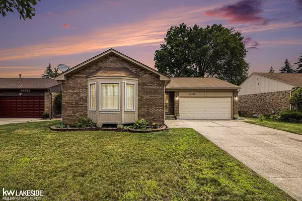 Warren, MI 48092,28120 Saint Louise DR