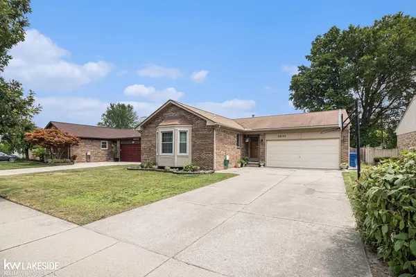 Warren, MI 48092,28120 Saint Louise DR