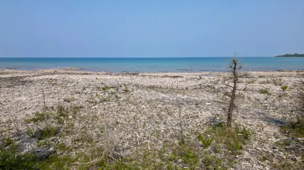 Northern Bruce Peninsula, ON N0H 2R0,94 Pedwell Pt. DR