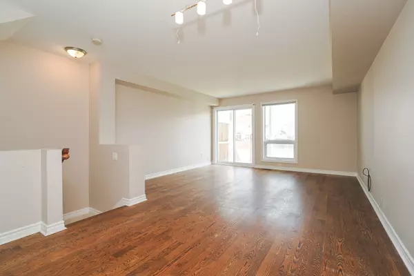 Orleans - Cumberland And Area, ON K4A 0H4,620 Lakeridge DR