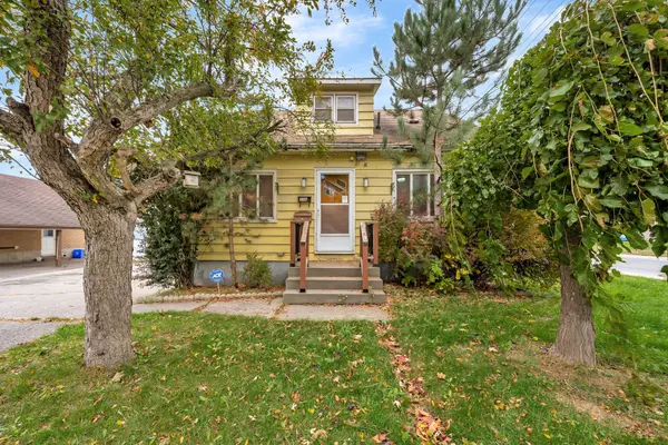 Quinte West, ON K8V 2T9,336 Sidney ST