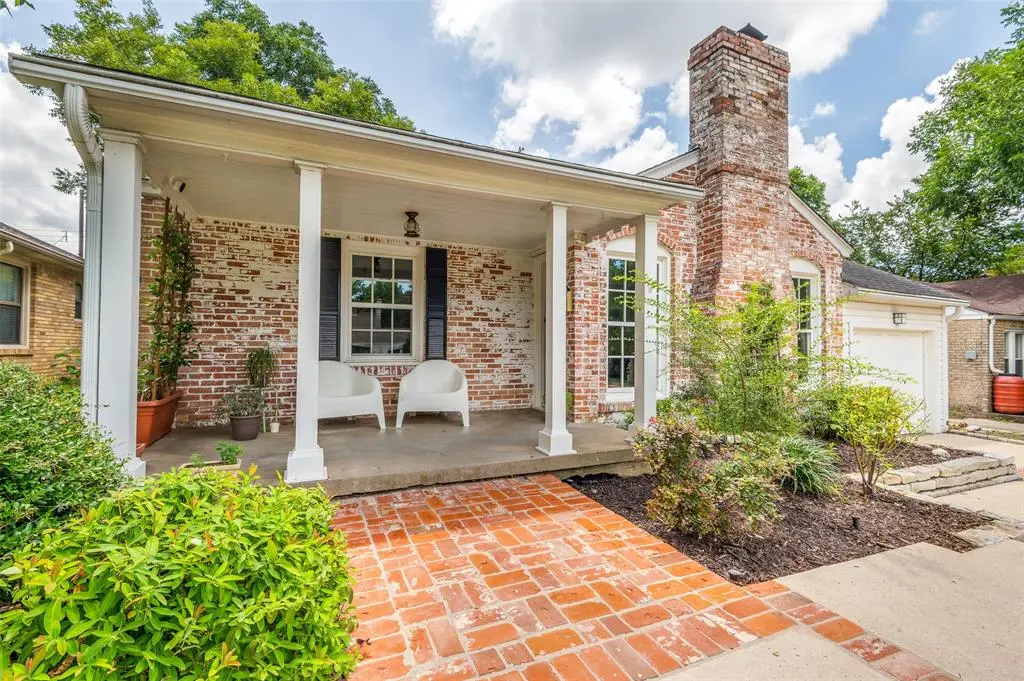 Dallas, TX 75211,2866 Alden Avenue