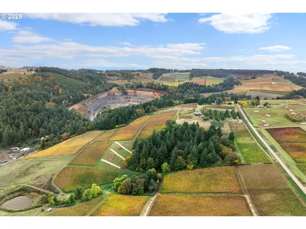 Dundee, OR 97115,9325 NE WORDEN HILL RD