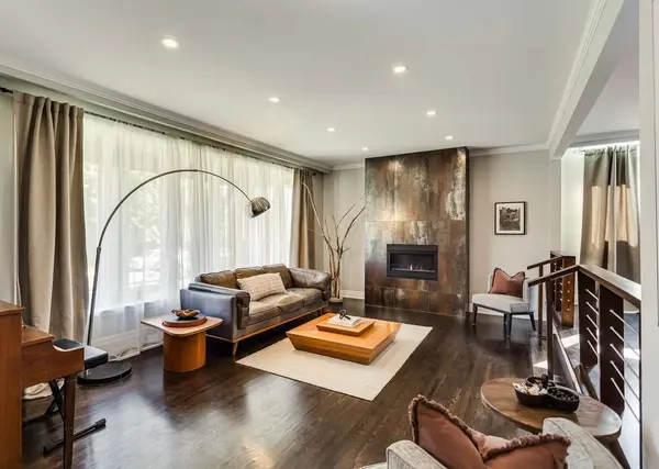 Toronto C06, ON M3H 3G5,8 Bonnacord DR