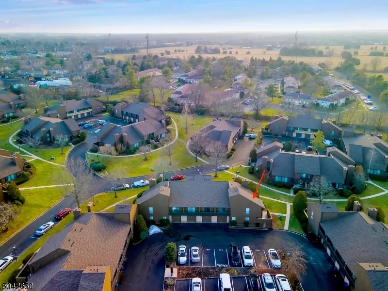 201 KINGSBERRY DR, Franklin Twp., NJ 08873