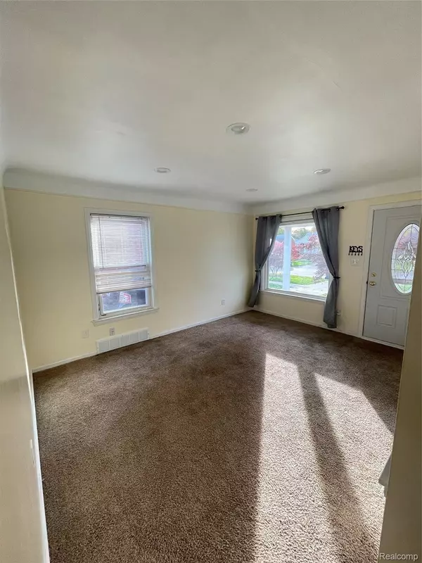 Dearborn, MI 48124,3813 ROOSEVELT ST