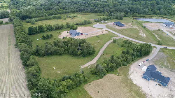 Lapeer, MI 48446,0 EDDA MARIE CT