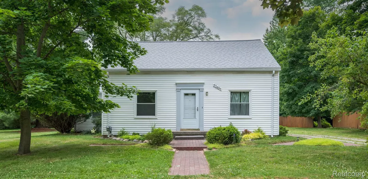 Farmington Hills, MI 48336,23481 Middlebelt RD