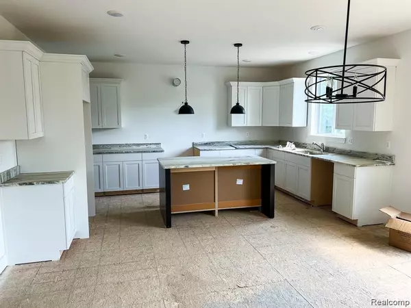 Rochester Hills, MI 48309,3645 CONE AVE