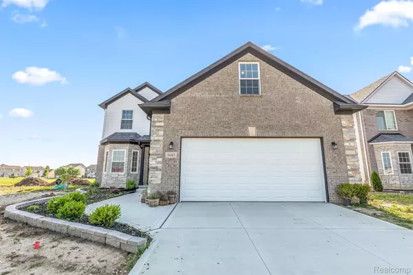 Dundee, MI 48131,5065 WILSHIRE DR