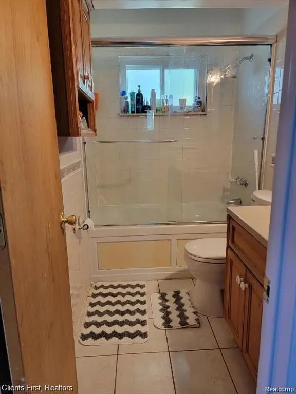 Sterling Heights, MI 48313,11930 CHATTMAN DR