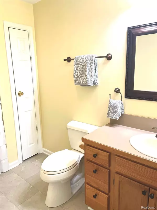 Davison, MI 48423,10050 HUNT DR