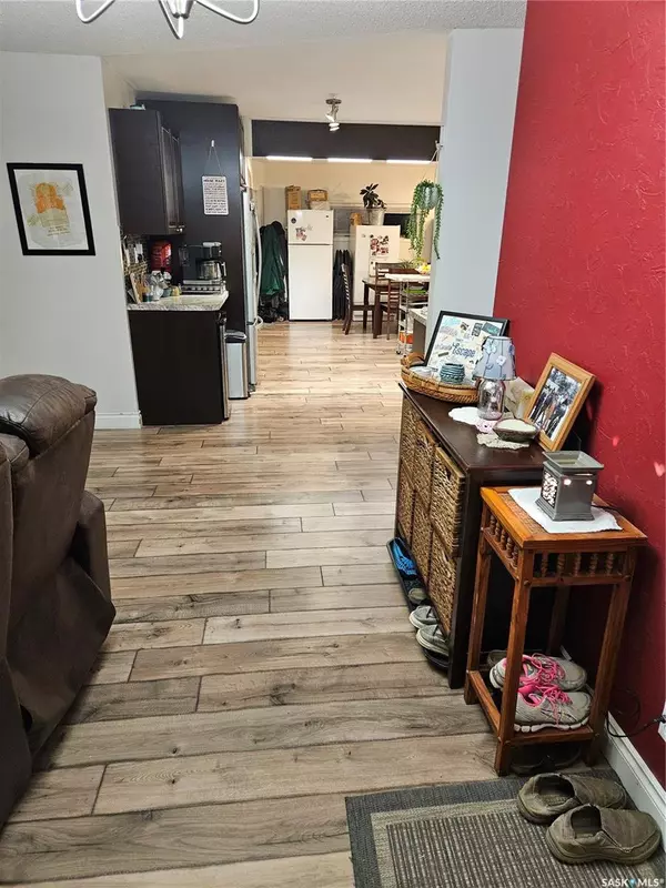 Leader, SK S0N 1H0,432 E Road Allowance