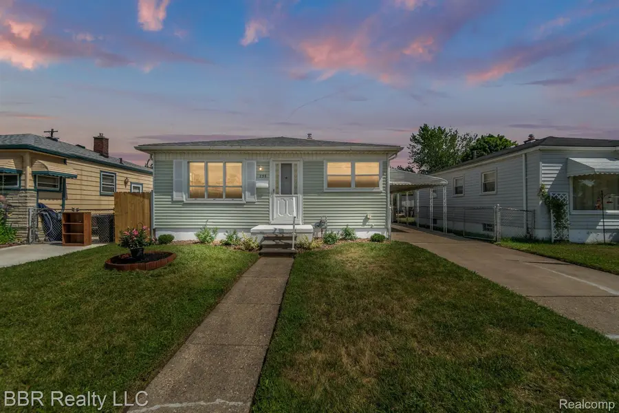 256 SUBURBAN ST, Ecorse, MI 48229