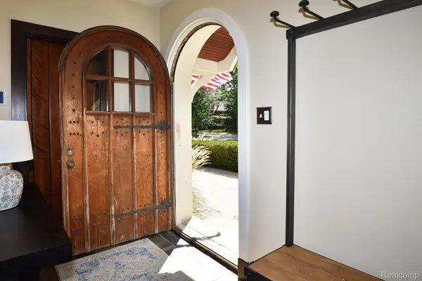 Birmingham, MI 48009,1235 DORCHESTER RD