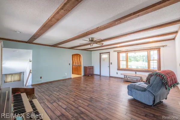 Flushing, MI 48433,2112 MORRISH RD