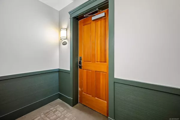 Courtenay, BC V9N 8C7,1730 Riverside Lane #201D