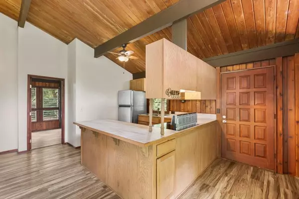 Keaau, HI 96760,16-733 UHIUHI ST