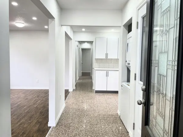 Niagara Falls, ON L2G 7T7,5965 Crimson DR #UPPER LEVEL