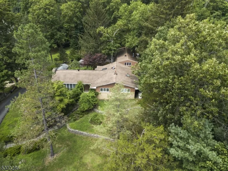 North Haledon Boro, NJ 07508,81 Graham Ave