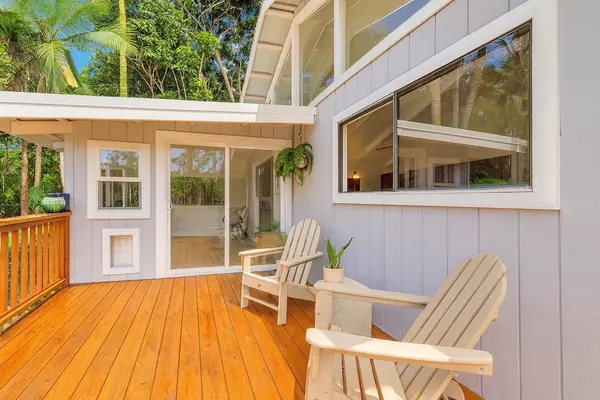 Keaau, HI 96749,15-1491 BEACH RD