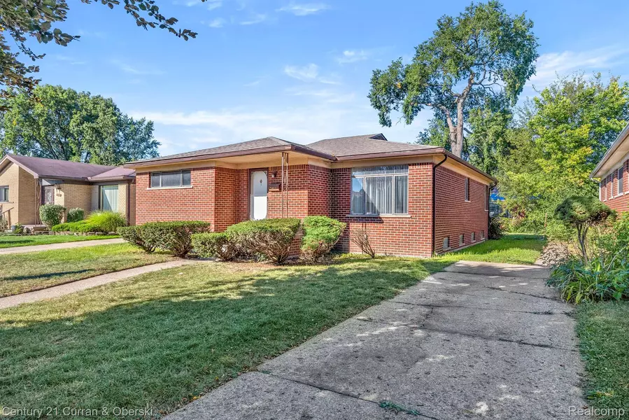 21011 GARDNER ST, Oak Park, MI 48237