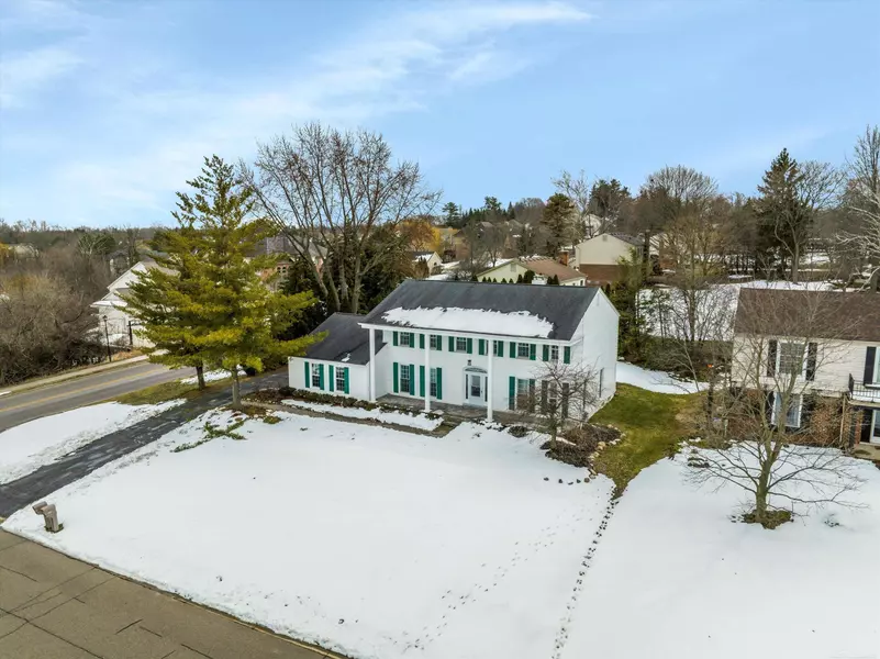 5282 Hardwoods, West Bloomfield, MI 48323