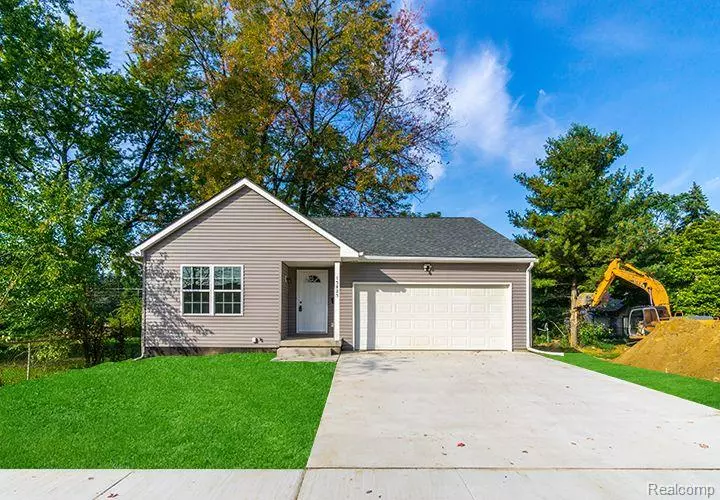 15932 GARFIELD, MI 48239