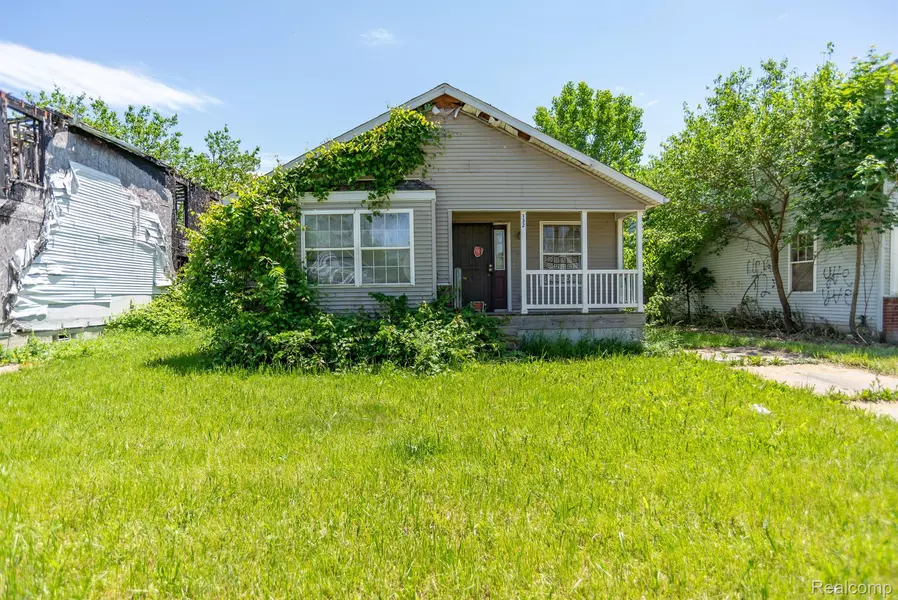 132 CHURCH ST, Highland Park, MI 48203