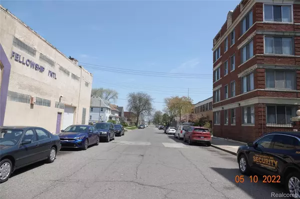 Highland Park, MI 48203,15 FERRIS ST