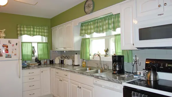 Montrose, MI 48457,126 Lincoln Street