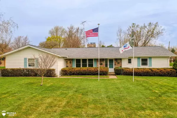 Grand Blanc, MI 48439,8309 Manchester Dr