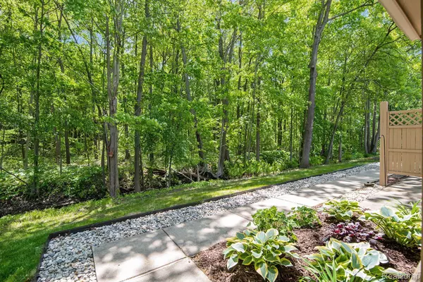 Holly, MI 48442,4110 STONEBRIDGE