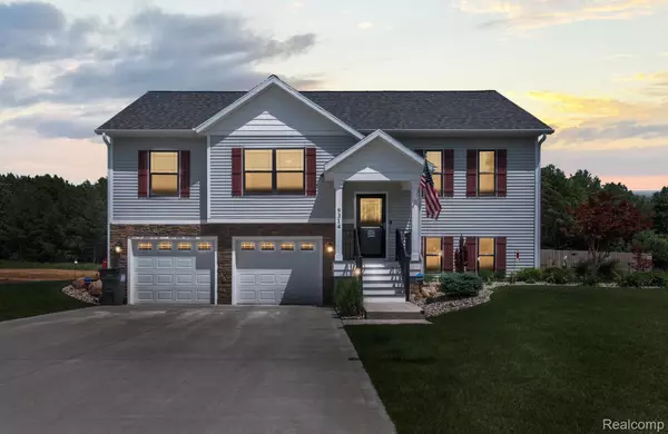 Montague, MI 49437,9314 PAULINE ST