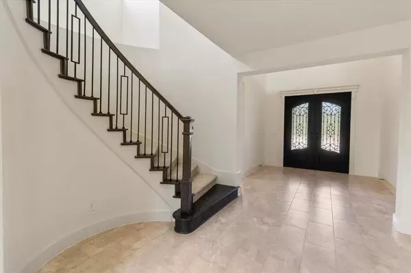 Fort Worth, TX 76120,929 Ryed Lane