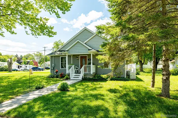 Pinckney, MI 48169,352 E UNADILLA ST