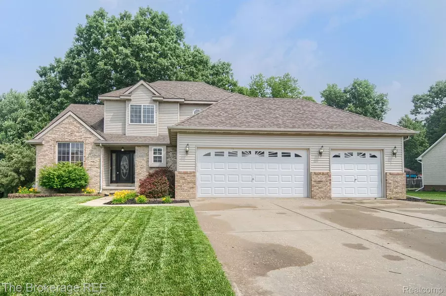 8487 DEER FIELD DR, Davison, MI 48423